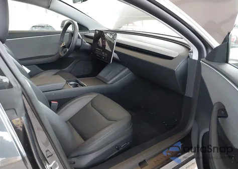 2025 Tesla Model 3 Long Range Rear-Wheel Drive из США, поврежденный, VIN 5YJ3E1EA5SF004300